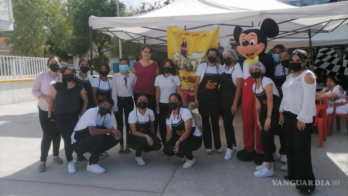 Alumnos del CETis 48 en Saltillo montan taquería, en clase experimental