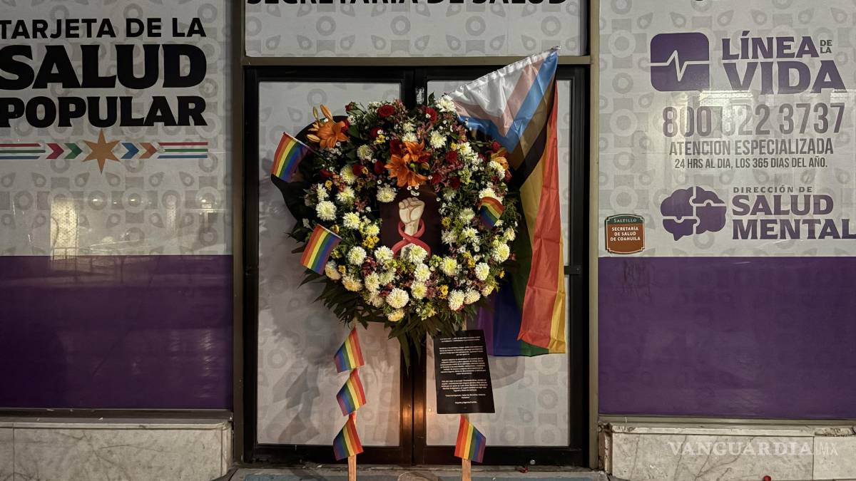 Colocan memoriales en Saltillo para exigir justicia por crímenes de odio contra comunidad LGBTIQ+