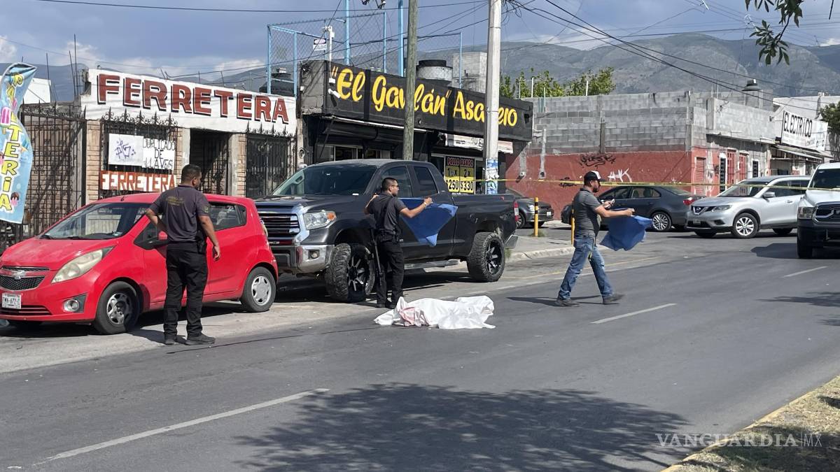 Mujer muere atropellada en Saltillo; conflicto entre corporaciones empaña detención del presunto responsable