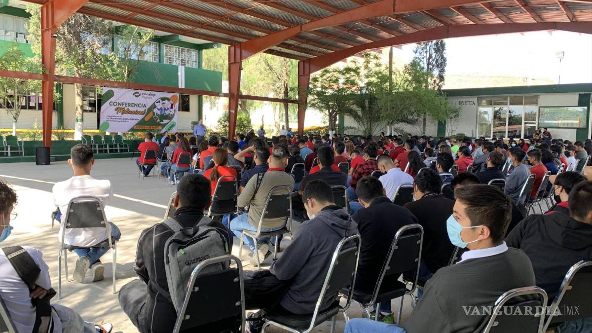 ‘Que su energía siempre esté enfocada en crecer e innovar’: Armando Castilla, director de Vanguardia en conferencia de Conalep