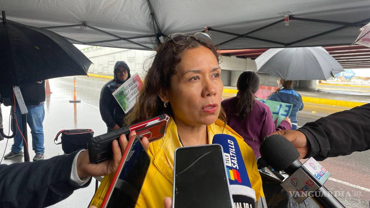 Aun bajo la lluvia, continúan protestas contra Reforma Judicial en Saltillo