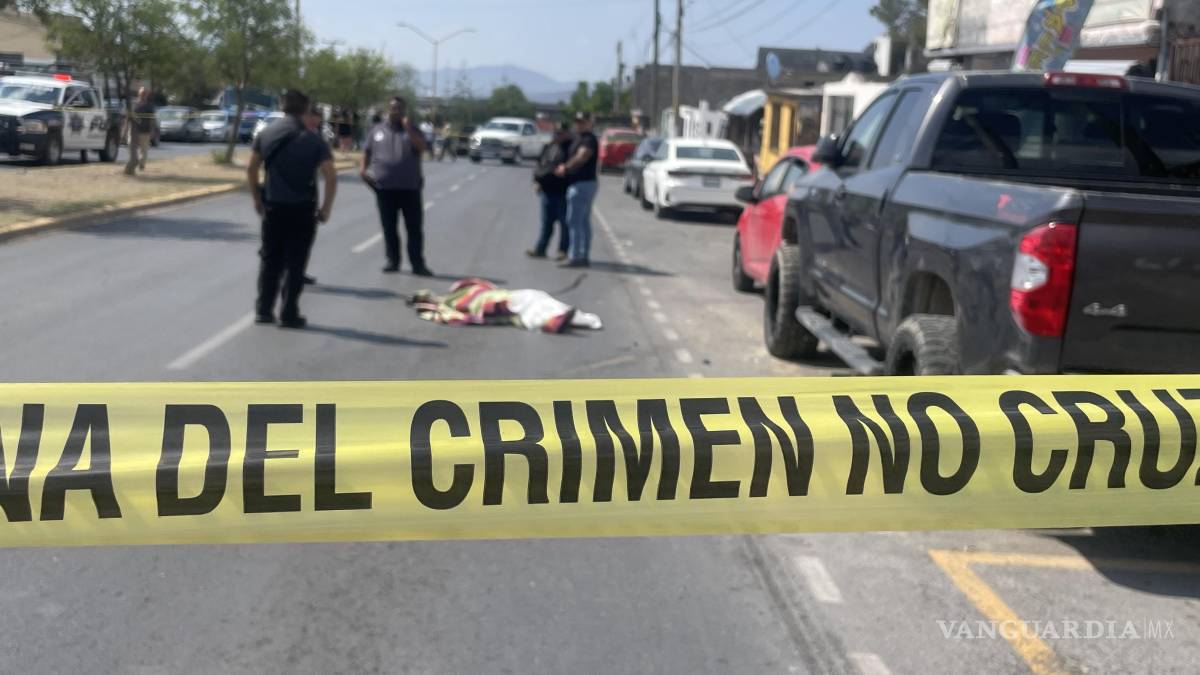 Mujer muere atropellada en Saltillo; conflicto entre corporaciones empaña detención del presunto responsable