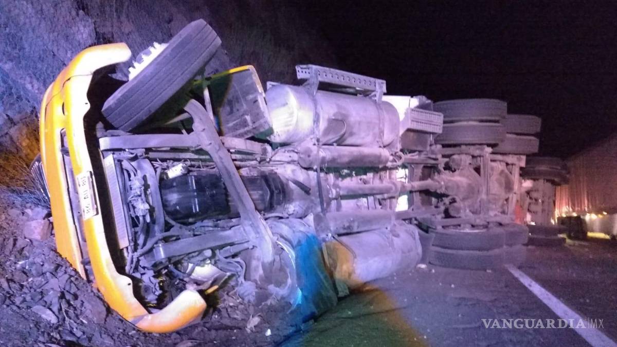 Pierde al instante la vida aplastado en la cabina