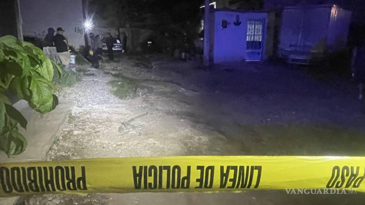 Joven encuentra a su padrastro ahorcado en la cochera, en Saltillo
