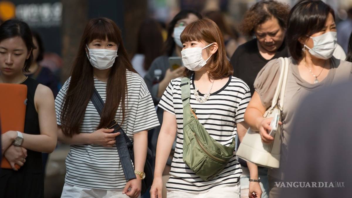 Mujer contagió de COVID-19 a 50 personas, en una cafetería
