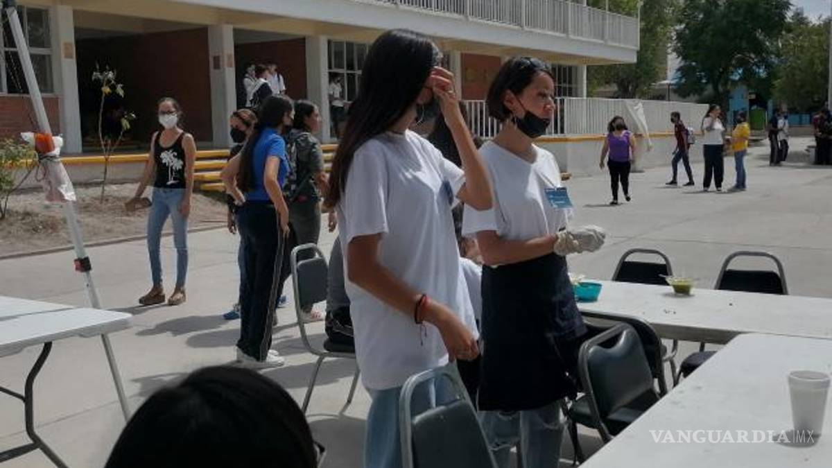 Alumnos del CETis 48 en Saltillo montan taquería, en clase experimental