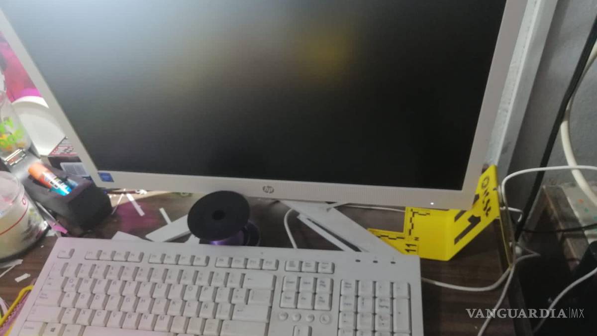 Hallan placas apócrifas de Coahuila tras cateo en Nuevo León