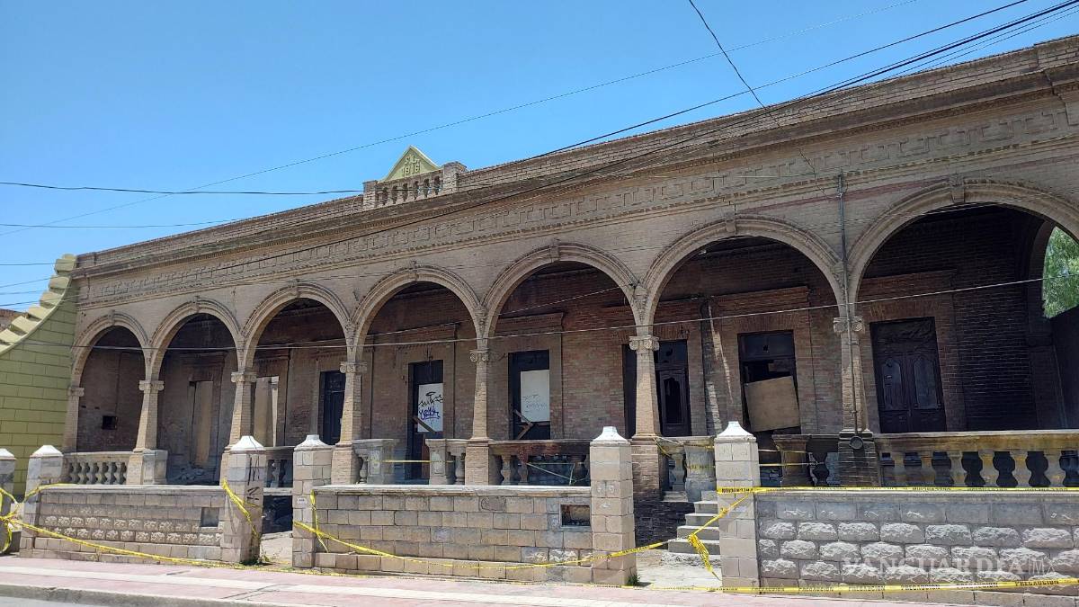 Casa antigua incendiada en Saltillo, es parte del catálogo nacional de monumentos históricos