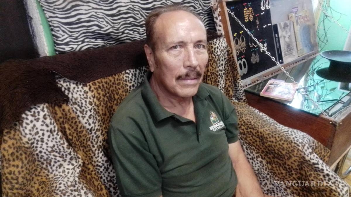 Bazar Escobedo de Saltillo; 20 años de vender artículos con historia