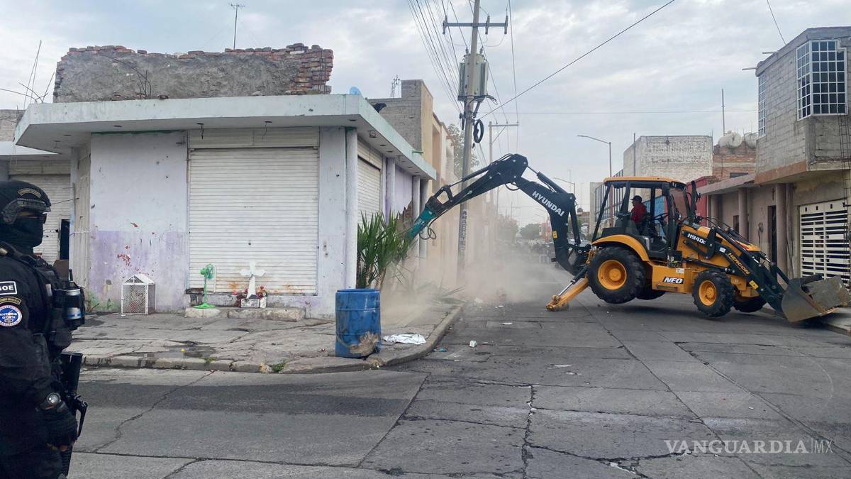 Descubren túnel que conectaba locales y era usado por grupo delictivo para escapar en Guanajuato