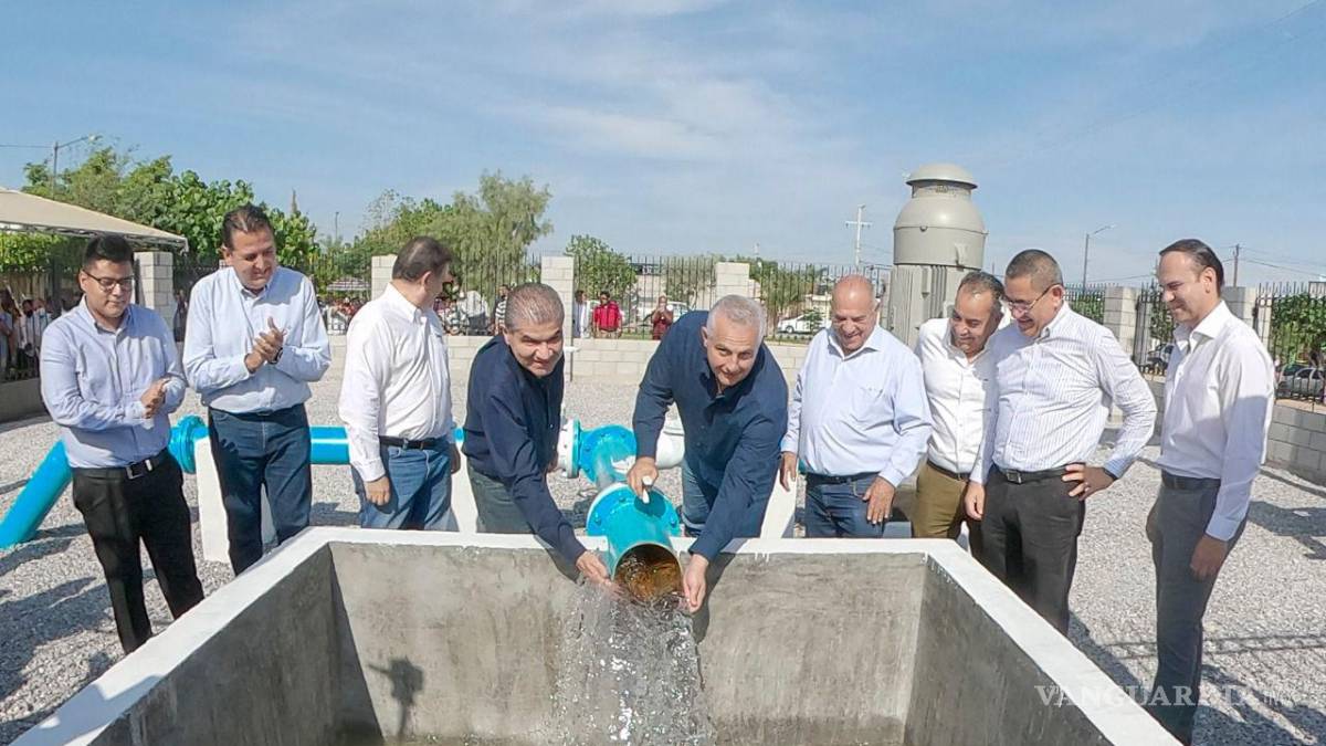 Inauguran Miguel Riquelme y Román Cepeda pozo de agua en Ciudad Nazas, Torreón