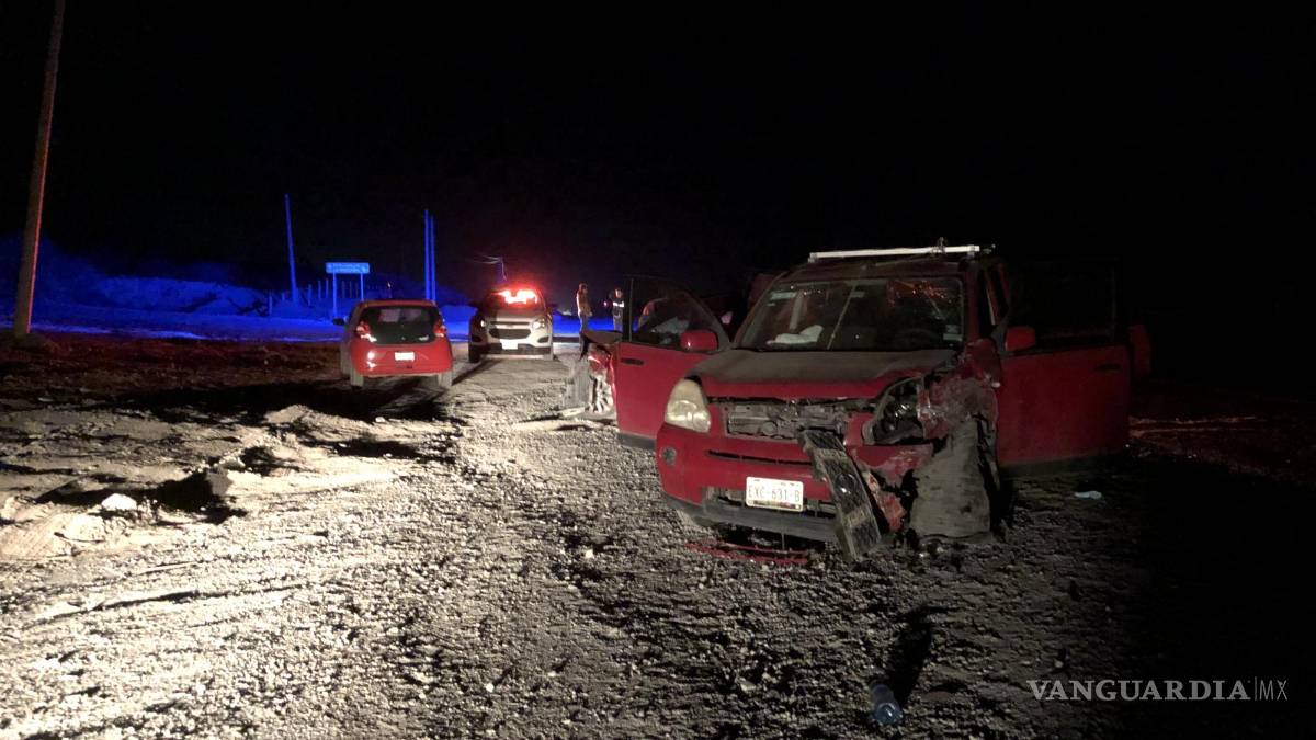 Chocan de frente en la carretera a Zacatecas y viven para contarlo; sufren heridas leves