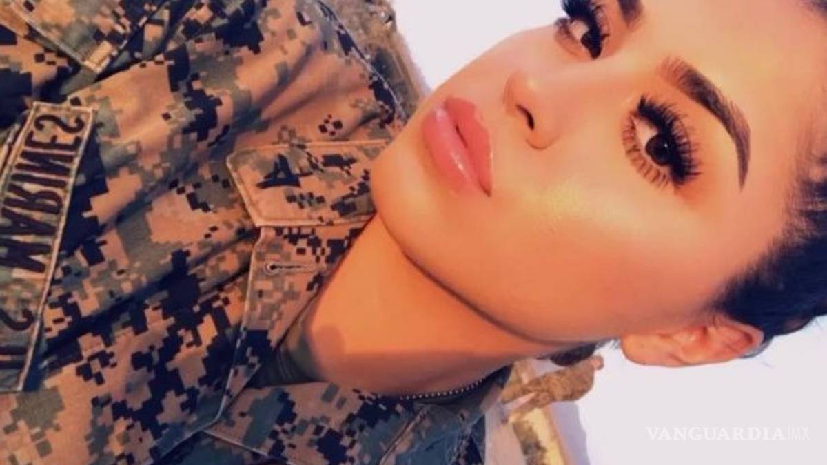 Conoce a Idania la marina que conquista las redes con sus curvas de infarto (fotos)