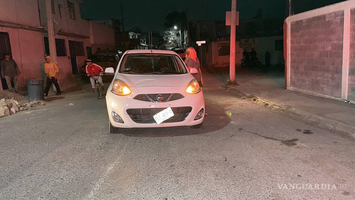 Se pasa el Alto con su bicicleta y carro termina arrollando al ‘maistro’