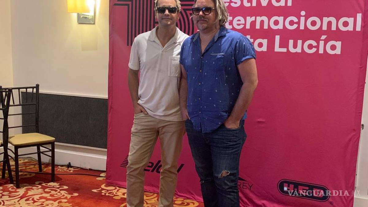 Los Amigos Invisibles cumplen su sueño de vivir y pagar sus cuentas con la música