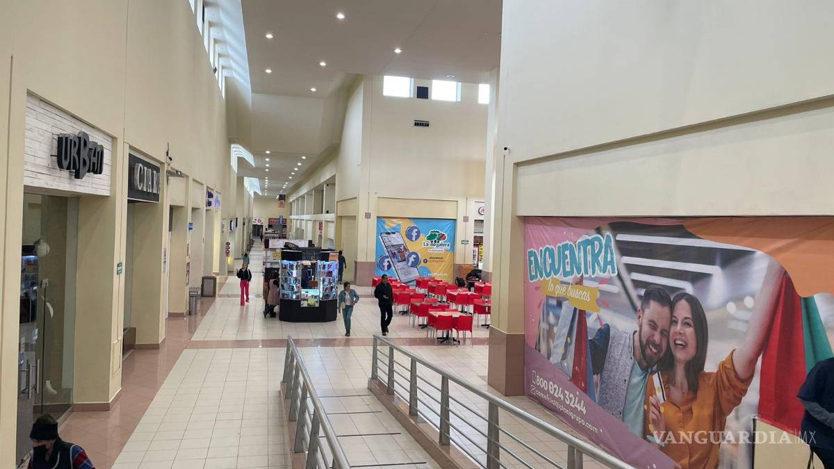 Descansa Saltillo en Navidad, plazas y calles se vacías; estrenan ciudadanos regalos al aire libre