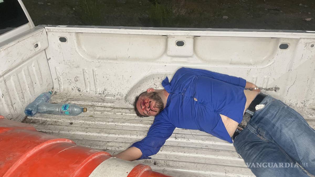 Conductor alcoholizado choca por alcance y termina herido, en Saltillo