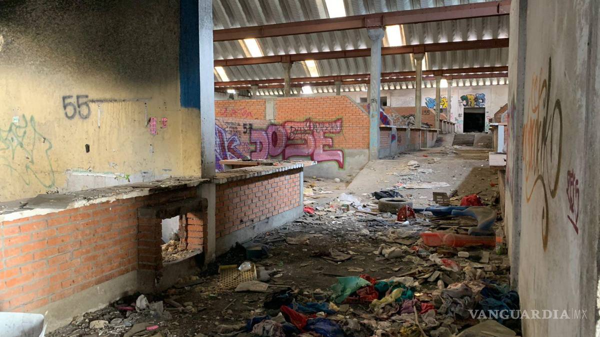Antiguo Mercado del Ojo de Agua de Saltillo es convertido en guarida para vándalos y drogadictos
