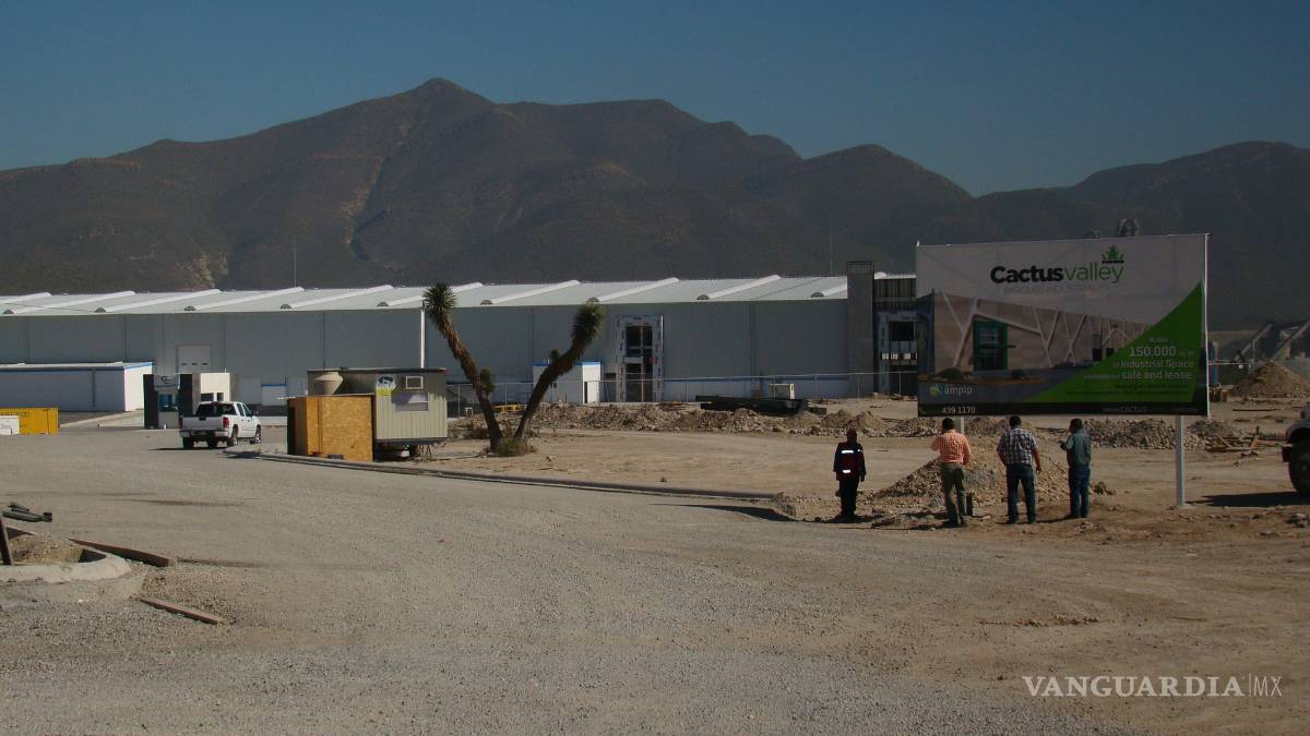Frenan, por Trump, hasta 45 de proyectos en parques industriales