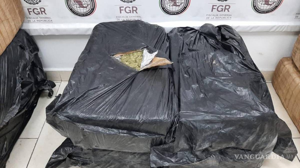 Detienen a dos hombres en Nuevo León con 200 kilos de presunto enervante