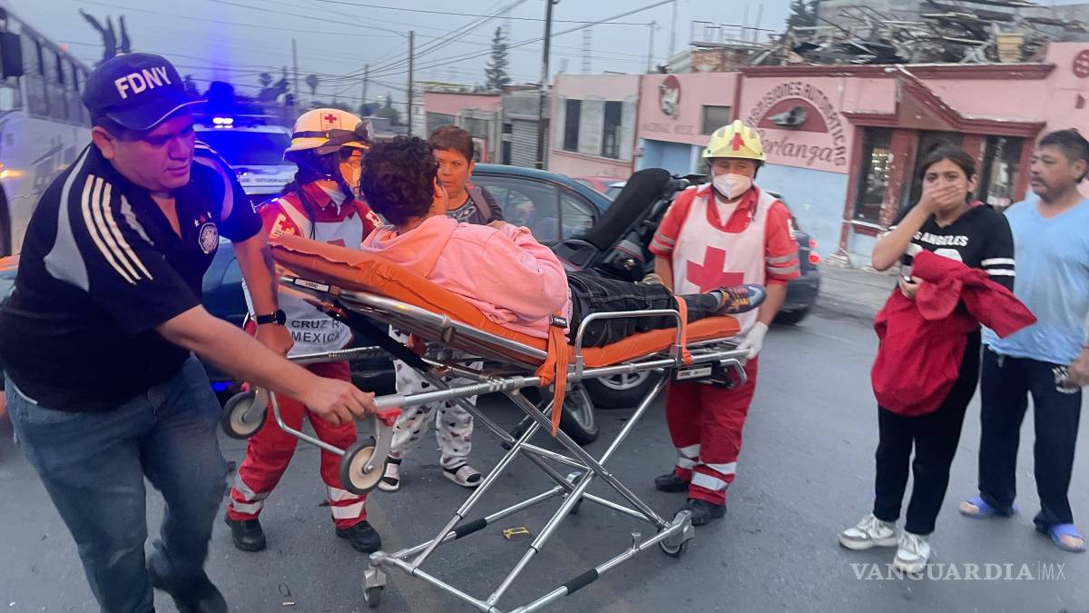 Joven pareja sufre accidente en moto tras choque en la colonia Lamadrid, en Saltillo