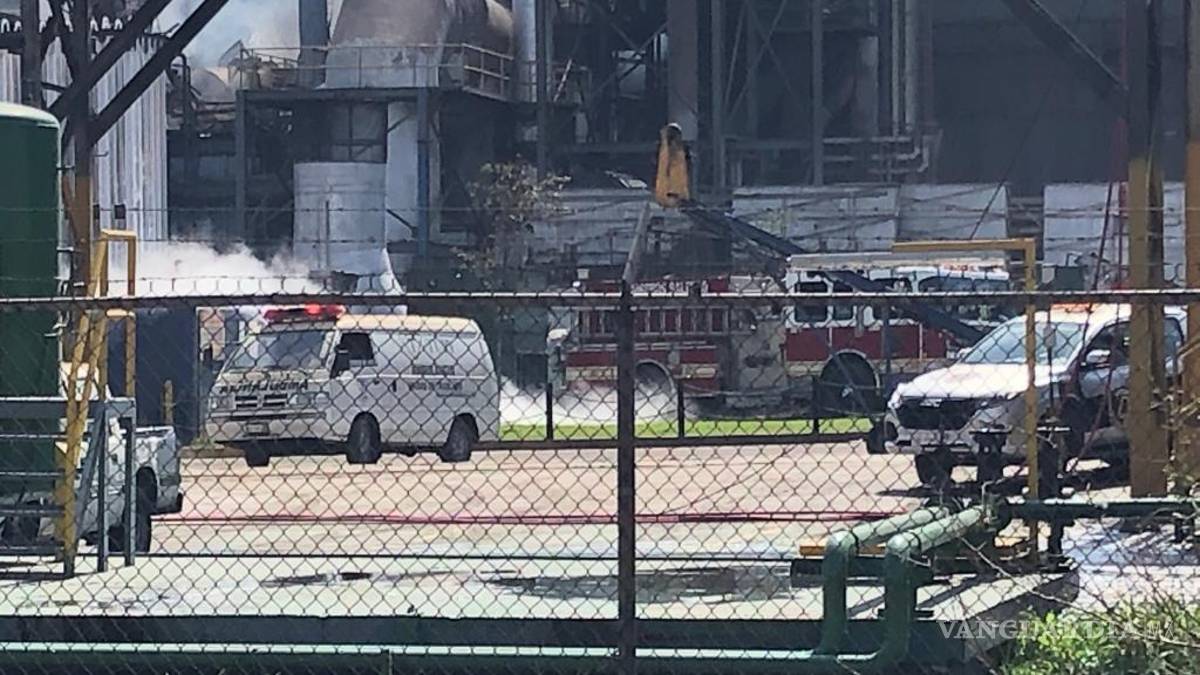Accidente en Tupy Saltillo deja varios lesionados; evacuan a casi 2 mil empleados por incendio