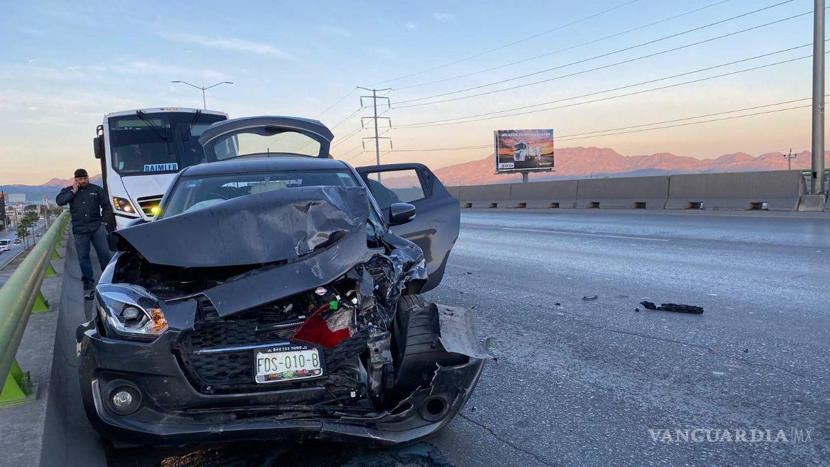 Accidentes en bulevar Fundadores de Saltillo provocan caos y cierre de ambos sentidos