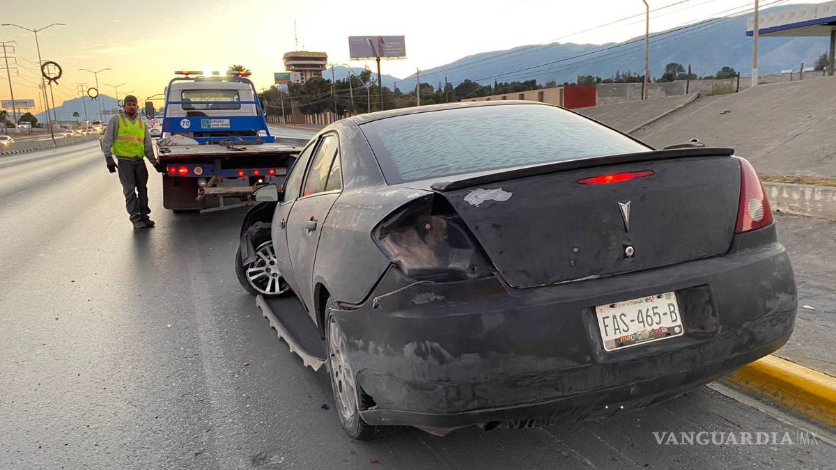 Accidentes en bulevar Fundadores de Saltillo provocan caos y cierre de ambos sentidos