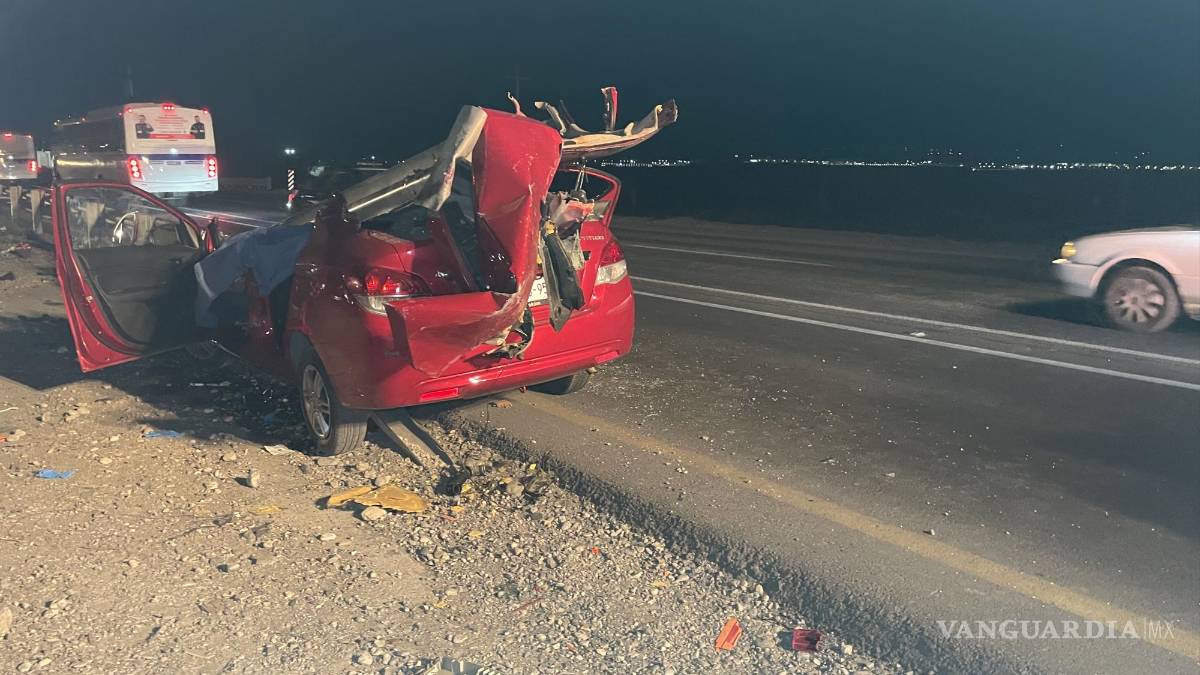 Muere prensado conductor en la Monterrey-Saltillo