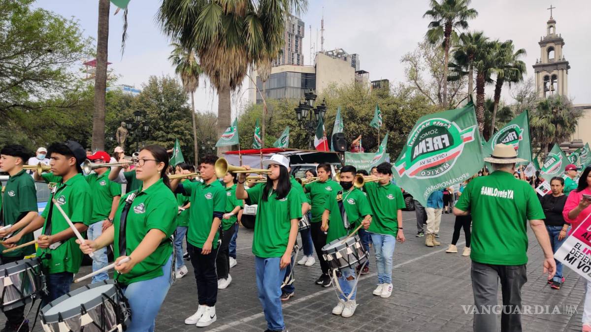 Miles se congregan en Monterrey en defensa del INE y rechazo al Plan B