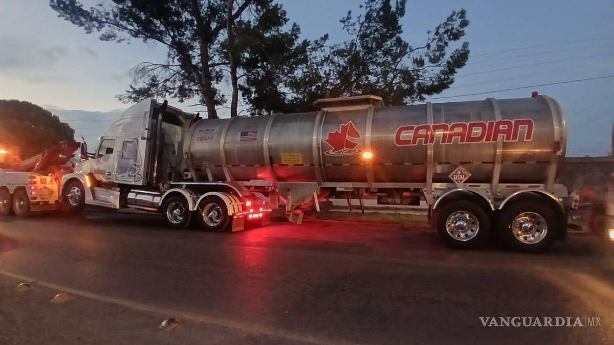 Aseguran tres pipas con 192 mil litros de diésel en Ojo Caliente