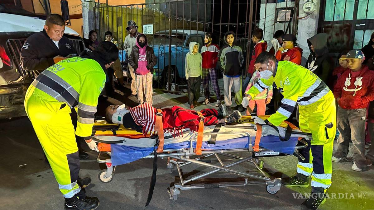 Camión casi atropella a niño que jugaba en la calle al sur de Saltillo