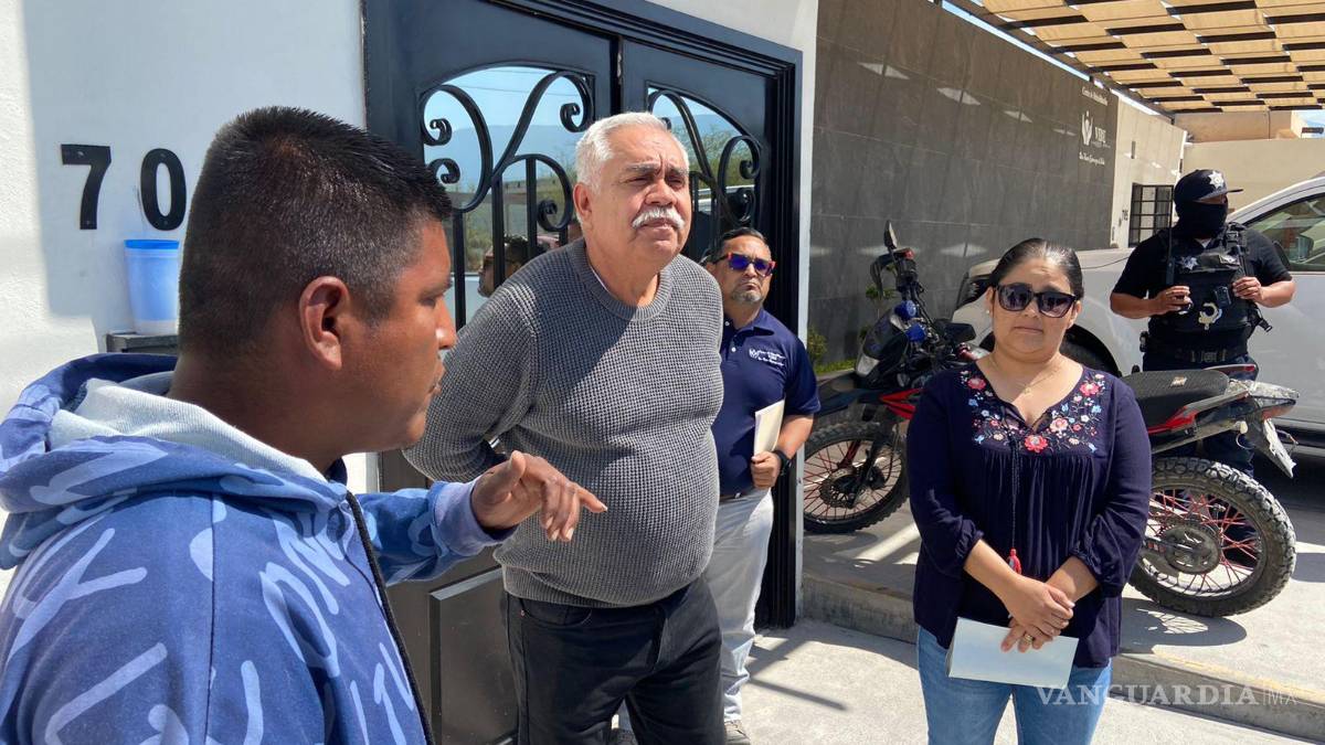 Madre interna a su hijo en anexo de Monclova, padre se molesta y exige se lo entreguen (video)