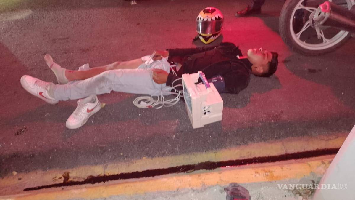 Auto ‘fantasma’ arrolla a repartidor, al sur de Saltillo