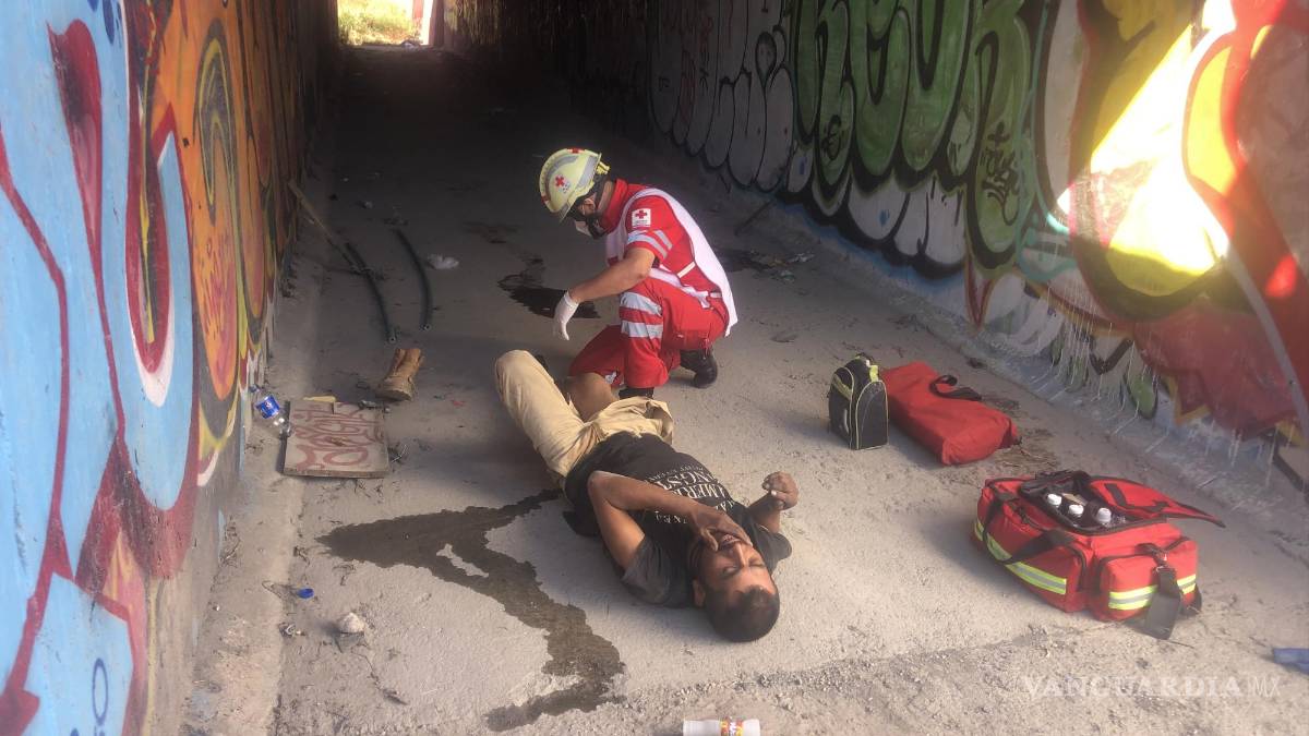 Saltillo: hombre pasa más de 10 horas en un arroyo al caerse y sufrir una fractura, en bulevar Fundadores