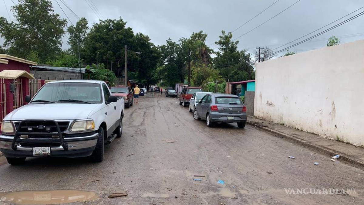 “Esperábamos ayuda del gobierno y llegaron los paisanos”: damnificados de Múzquiz