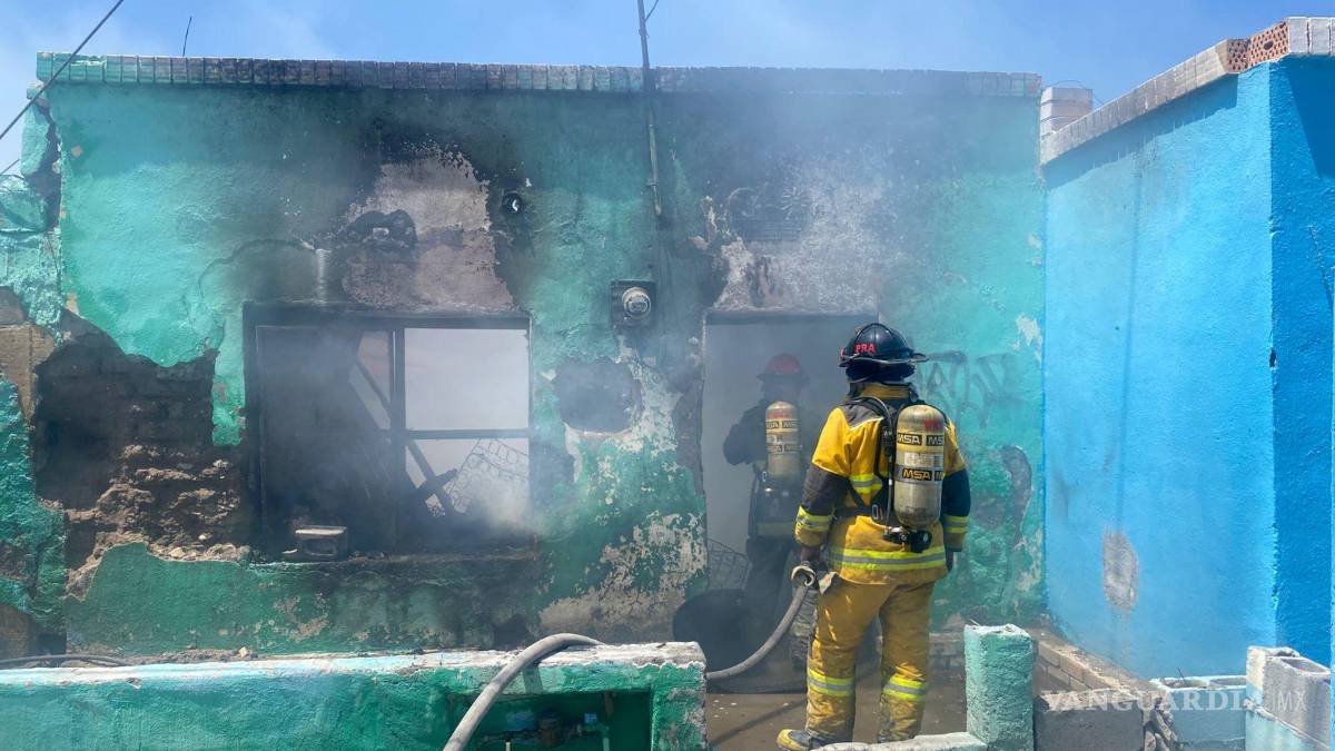 Se incendia casa en Ramos Arizpe