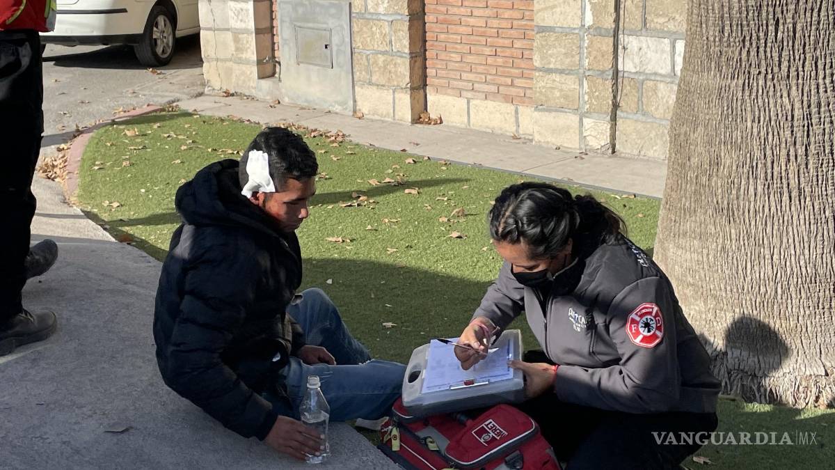 Saltillo: hombre casi termina prensado en aparatoso accidente