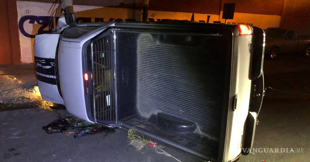 Conductor en estado de ebriedad choca contra poste y deja abandonada su ...