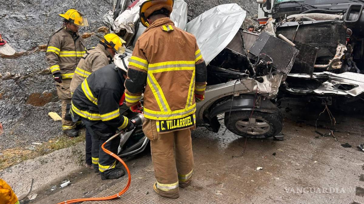 Accidente múltiple deja como saldo un muerto y varios heridos, en Ramos Arizpe