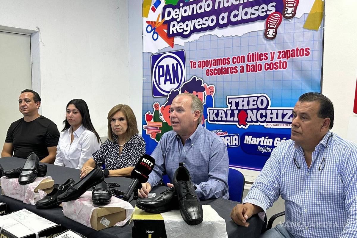 Theo Kalionchiz ofrece zapatos de piel para estudiantes en 130 pesos para familias de Monclova