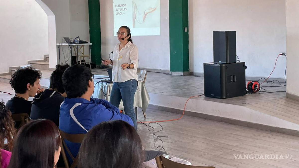 Llama experta a psicólogos a cuidar su salud mental y aplicar primeros auxilios emocionales en Saltillo, Coahuila