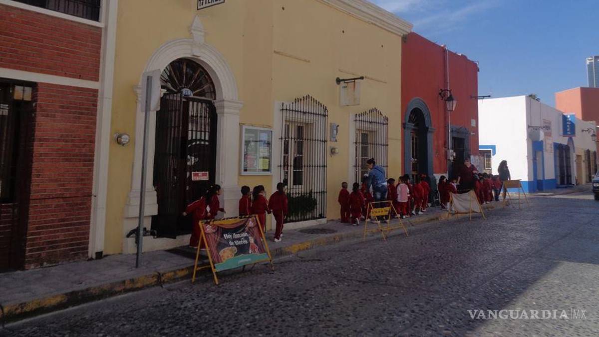 UANL preservará la memoria del teatro infantil en Nuevo León