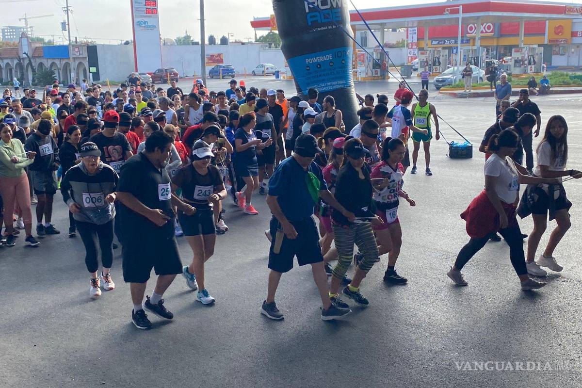 AMEVER celebra 21 años con carrera y llama a sensibilizar sobre la discapacidad visual
