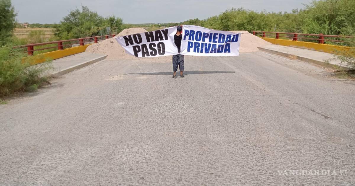Propietario bloquea bulevar Alonso Ancira en Piedras Negras; exige indemnización por terrenos