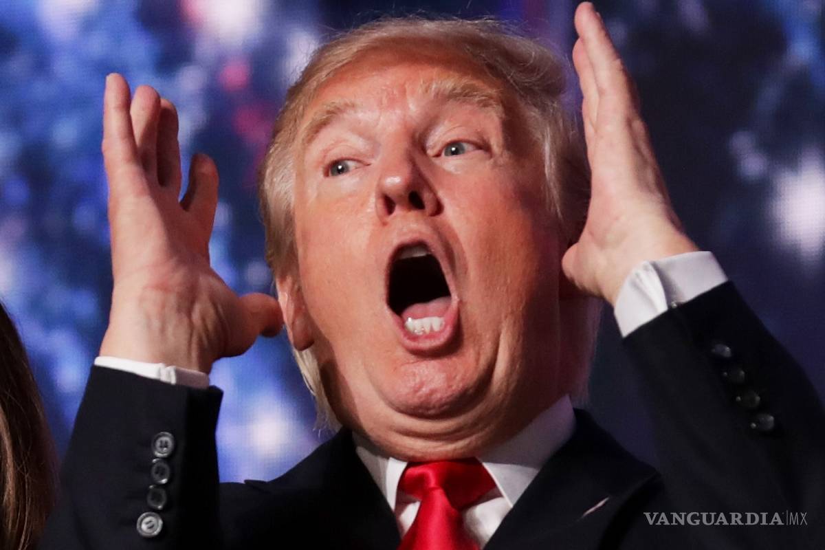 Trump toma vacaciones, pero no de Twitter