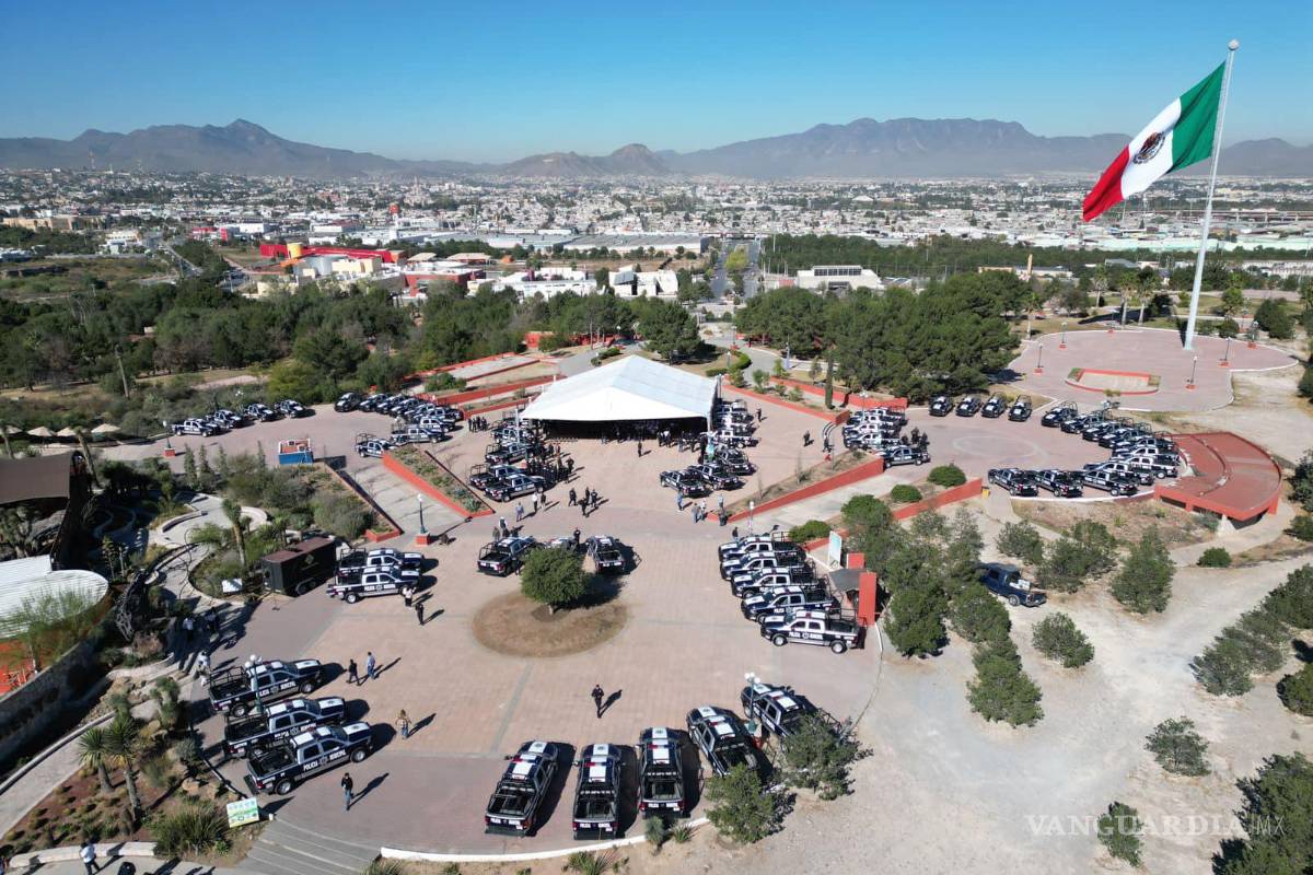 $!Autoridades estatales entregaron las unidades para las distintas corporaciones.