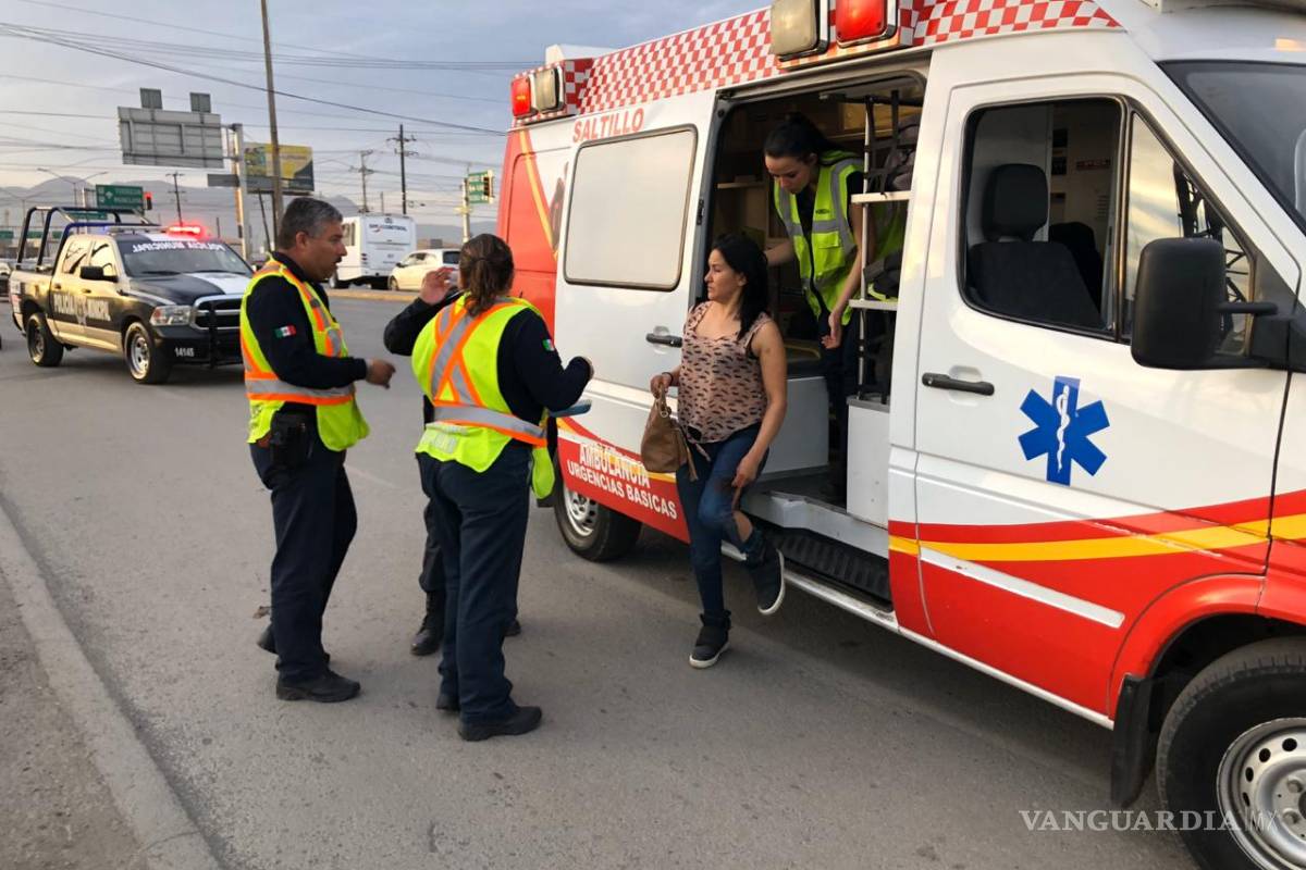 Hombre agrede a su pareja con una navaja, mujer logra escapar y pide auxilio