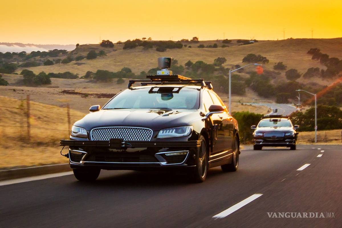 Fiat Chrysler ahora negocia con Aurora, para vehículos autónomos