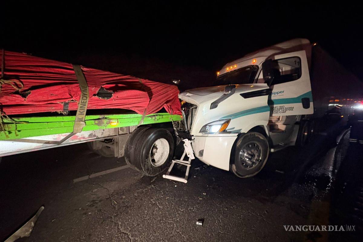 Tres choques casi simultáneos causan caos vial y bloquean la carretera hacia Saltillo